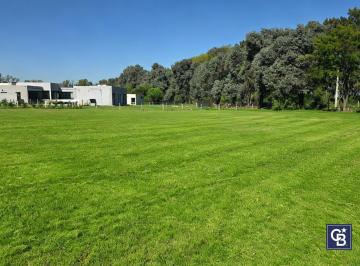 Terreno · 1156m² · Oportunidad Usd 25.000 | Lote de 1.156 m² en Medal Cc Pilar con Cancha de Golf | Acepta Permuta
