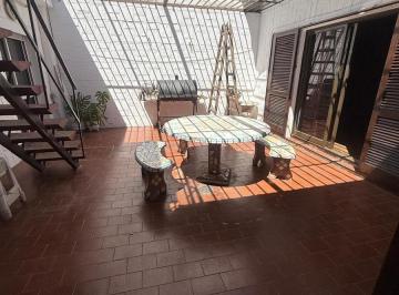 Casa · 259m² · 3 Dormitorios · 2 Cocheras · Casa en Parque San Francisco