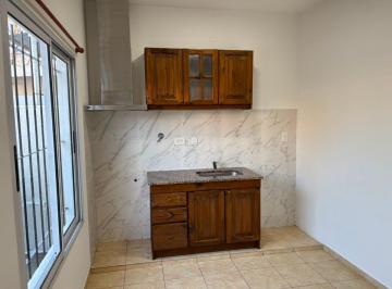 Departamento de 2 ambientes, Merlo · Alquiler de Departamento Interno en Merlo Norte - (A 4 Cuadras de Av H. Yrigoyen)