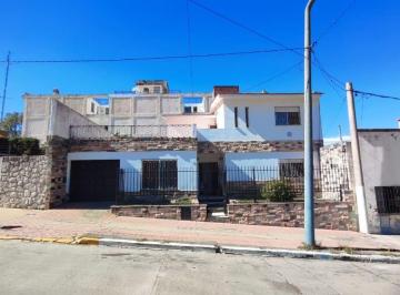 Casa de 9 ambientes, Alta Gracia · Amplia Casa a m del Tajamar Calle Alem Alta Gracia