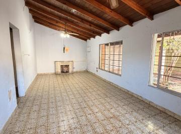 Casa · 80m² · 3 Ambientes · 1 Cochera · Casa en Alquiler