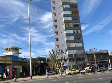 Departamento de 1 ambiente, Avellaneda · Un Ambiente Sarandí. Pegado a La Estación. Moderno Muy Luminoso