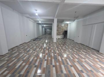 Depósito · 320m² · 1 Ambiente · 1 Cochera · Depósito en Flores