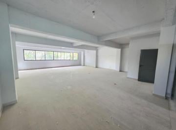 Depósito · 150m² · 1 Ambiente · Oficina en Flores
