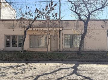 Casa · 200m² · 3 Ambientes · 1 Cochera · Propiedad Calle Moreno Colón Entre Ríos