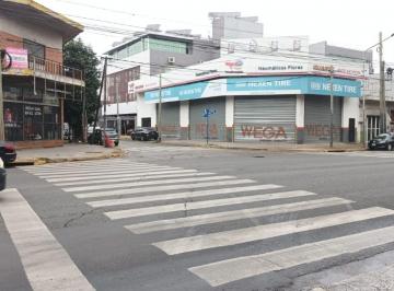 Local comercial , La Matanza · Local Comercial Sobre Av
