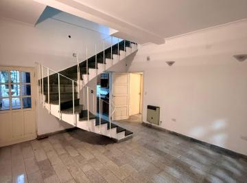 Casa · 276m² · 10 Ambientes · 1 Cochera · Se Vende Propiedad en Pleno Centro de Catamarca