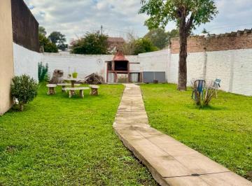 Casa · 90m² · 4 Ambientes · Venta Casa Aldo Bonzi 2 Dorm Lote 10x30 Jardín