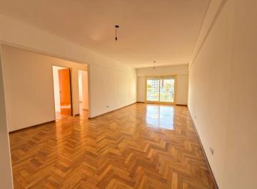 general-san-martin-san-martin-centro-venta-departamento-4-ambientes · Departamento de 4 Ambientes con Balcon