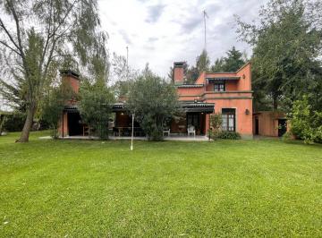 Casa · 198m² · 5 Ambientes · 2 Cocheras · Venta Casa Quinta 4 Ambientes Parque Gorriti