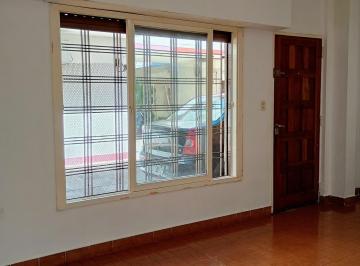 PH · 74m² · 4 Ambientes · Venta Departamento 4 Ambientes Cochera Ramos Mejía