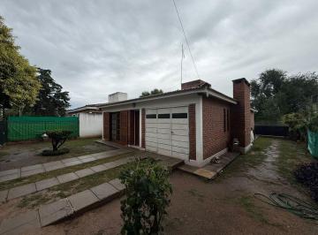 Casa · 146m² · 3 Ambientes · 1 Cochera · Venta Casa 3 Dorm. y Pileta Carlos Paz