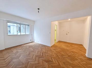 Departamento · 43m² · 2 Ambientes · 1 Cochera · Venta Almagro 2 Amb. con Cochera a m de Av Riv.