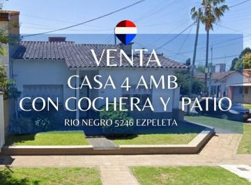 Casa · 98m² · 4 Ambientes · 2 Cocheras · Venta Casa 4 Amb con Cochera y Patio en Esquina