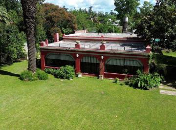 Quinta vacacional · 200m² · 4 Dormitorios · 6 Cocheras · Venta Casa Quinta 5 Amb con Pileta La Lonja Pilar