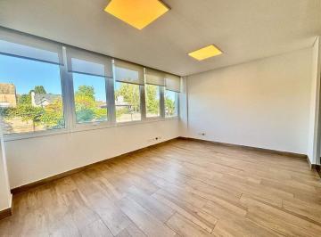 Oficina comercial · 60m² · Alquiler de Oficina Comercial 60 m² San Isidro