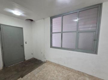 Bodega-Galpón · 342m² · Deposito en Venta en Olivos con Oficinas y Cochera