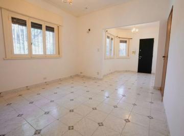 Casa · 157m² · 5 Ambientes · 2 Cocheras · Casa en Venta en City Bell