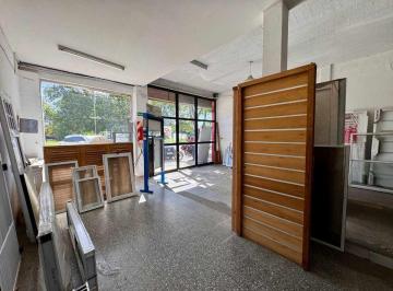 Local comercial · 296m² · Local y Departamento en Venta Av 32, La Plata