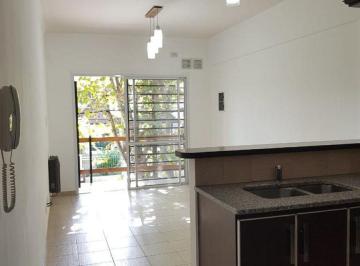 Departamento · 37m² · 2 Ambientes · Venta Dos Ambientes con Balcon en Lomas de Zamora