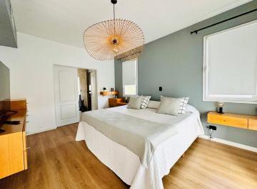 Casa · 320m² · 6 Ambientes · 3 Cocheras · Casa en Venta en Barrio Septiembre