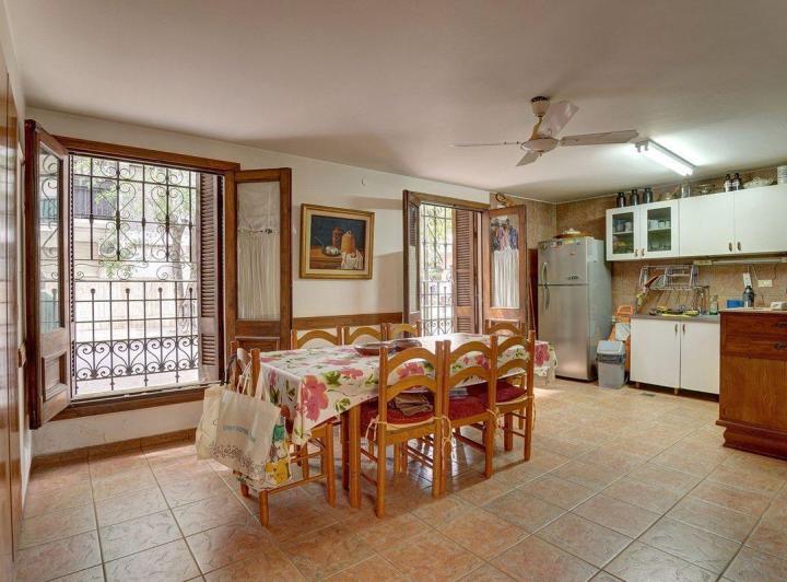 Casa en venta en San Cristobal · 6 ambientes