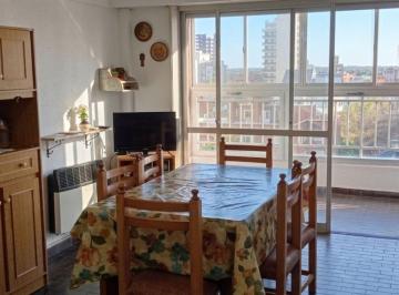 Departamento · 49m² · 2 Ambientes · Venta Miramar Dept 2 Amb. C/ Dep. + Balcon y Lav.