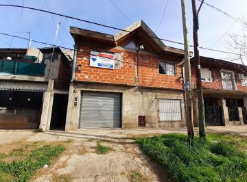 PH · 131m² · 7 Ambientes · 1 Cochera · Oportunidad: 2 Viviendas + Local. Ideal Inversión