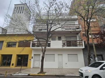 Departamento · 53m² · 3 Ambientes · Departamento 3 Ambientes Venta Castelar Centro