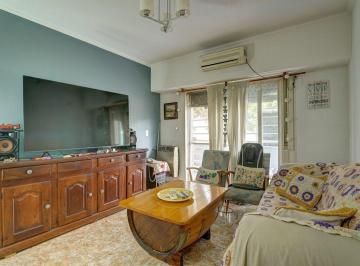Departamento · 79m² · 4 Ambientes · 1 Cochera · Departamento de 4 Ambientes con Balcón en Morón