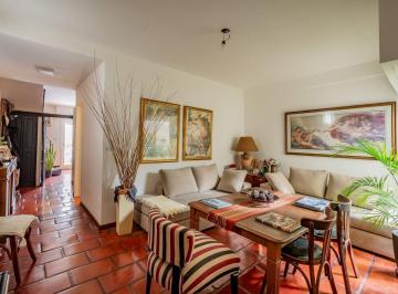 Departamento · 84m² · 5 Ambientes · Venta Semipiso Triplex 5 Ambientes, Terraza Propia