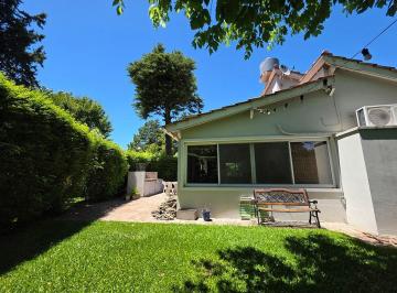 Casa · 92m² · 4 Ambientes · 1 Cochera · Casa Venta La Plata Barrio Cerrado Estancia Chica