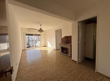 Departamento · 69m² · 4 Ambientes · Venta Departamento 4 Amb Balcon - Avellaneda Centro