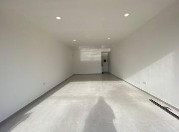 Local comercial · 37m² · Venta Local Medianera, Paso del Rey, Moreno
