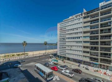 Departamento · 150m² · 5 Ambientes · 1 Cochera · Venta Apartamento Tres Dorm. Garaje Pocitos