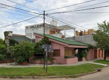 Casa · 190m² · 4 Ambientes · 1 Cochera · Oportunidad Venta de Casa de 2 Plantas