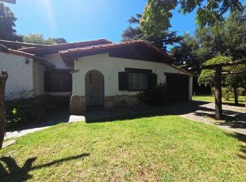 Casa · 142m² · 3 Ambientes · 1 Cochera · Venta Casa Quinta Sobre 3 Lotes | El Sosiego