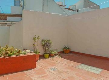 Casa · 106m² · 4 Ambientes · 1 Cochera · Venta Duplex 4 Amb. V. Lugano - Garage - Patio - Terraza