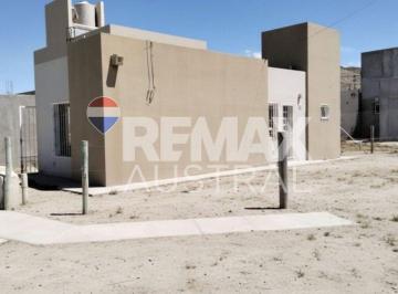 Casa · 65m² · 3 Ambientes · Casa de 2 Dorm. en Km 14