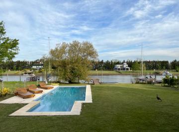 Casa · 400m² · 6 Ambientes · 2 Cocheras · Casa en Venta en El Barrio San Juan, Villa Nueva, Tigre