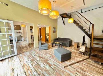 PH · 82m² · 4 Ambientes · Venta PH 4 Ambientes en Lomas de Zamora con Patio