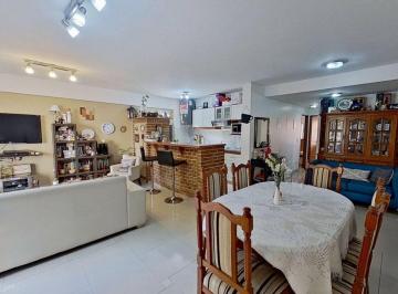 Departamento · 73m² · 3 Ambientes · 1 Cochera · Depto en Venta 3 Amb. Quilmes Centro Al Frente.