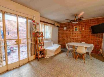 Casa · 120m² · 5 Ambientes · 1 Cochera · Casa 2 Dorm. y Comodin - Venta - Rosario