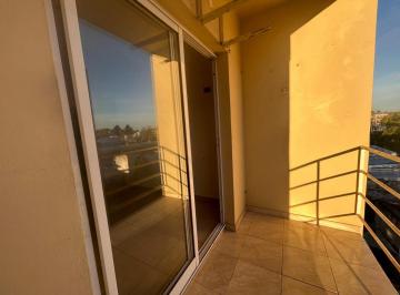 Departamento · 43m² · 2 Ambientes · Departamento 1 Dormitorio en Venta La Plata Balcon