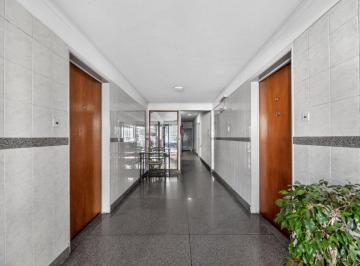 Departamento · 42m² · 2 Ambientes · Depto 2 Ambientes Venta Caballito Patio Apto Cred.