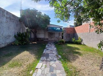 Casa · 103m² · 3 Ambientes · Casa en Venta a Refaccionar, en Merlo Norte