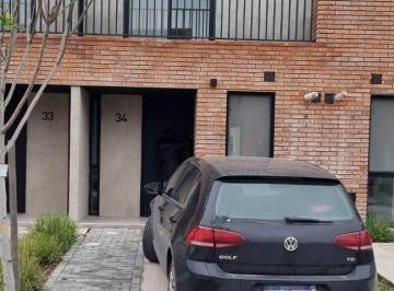 Departamento de 3 ambientes, Tigre · Alquiler Town House Tipo Duplex - 3 Ambientes con Jardín y Parrilla - 2 Cocheras