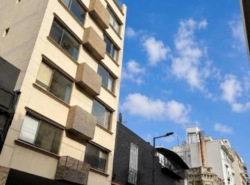 Departamento · 42m² · 2 Ambientes · Dto 2 Amb con Balcón. Impecable. Excelente Para Vivienda o Inversión.