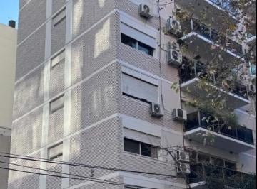 Departamento · 97m² · 3 Ambientes · 1 Cochera · Av La Heras y Rodriguez Peña en Venta 3 Ambientes con Dependencia y Cochera, Recoleta
