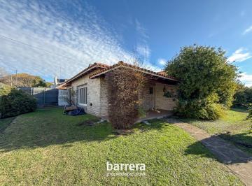 Casa · 786m² · Casa en Los Troncos
